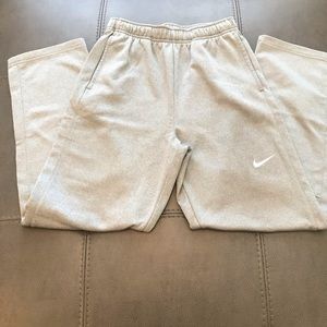 Nike Therma fit sweatpants
